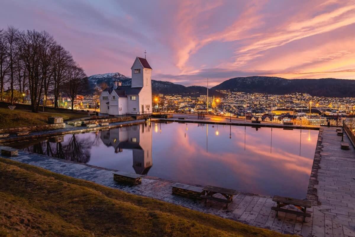 Dinbnb Apartments I 350M To Bryggen I Renovated 2023 I Quiet Top Apart Bergen Buitenkant foto