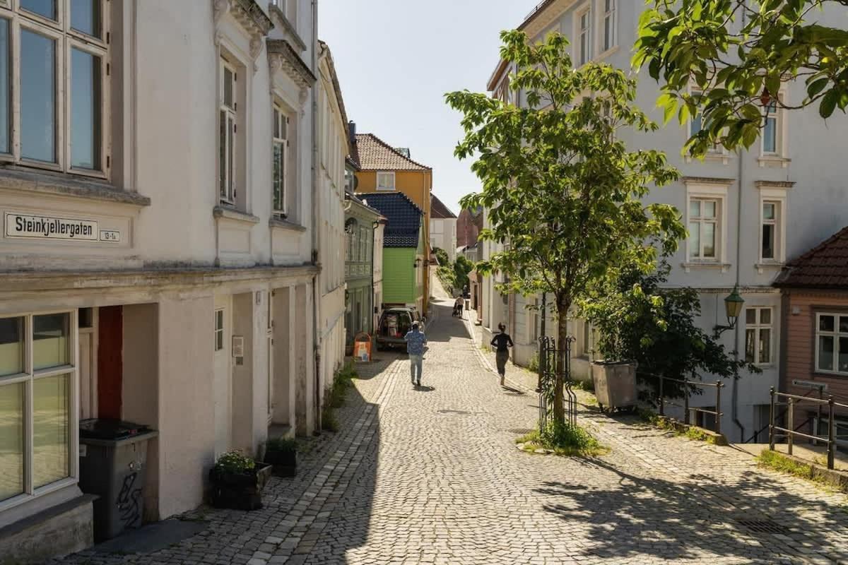 Dinbnb Apartments I 350M To Bryggen I Renovated 2023 I Quiet Top Apart Bergen Buitenkant foto